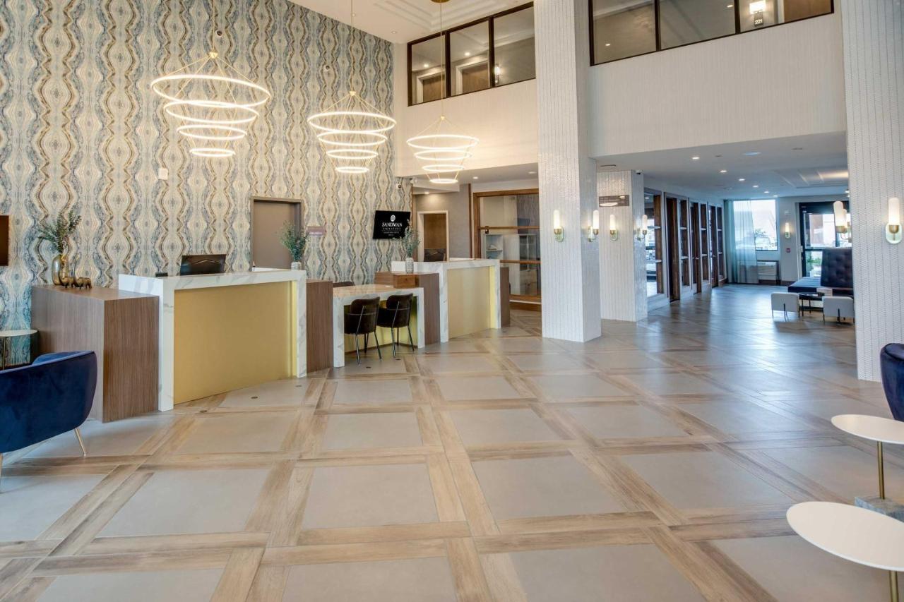 Sandman Signature Saskatoon South Hotel מראה חיצוני תמונה