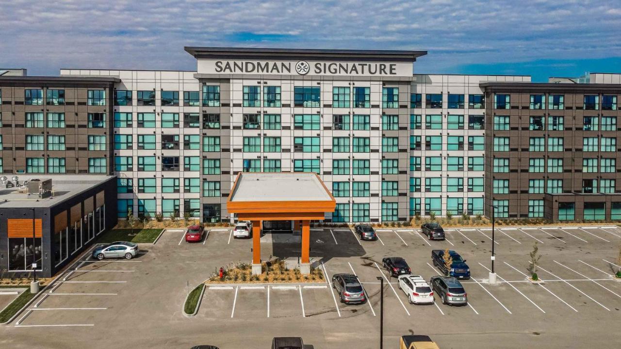 Sandman Signature Saskatoon South Hotel מראה חיצוני תמונה
