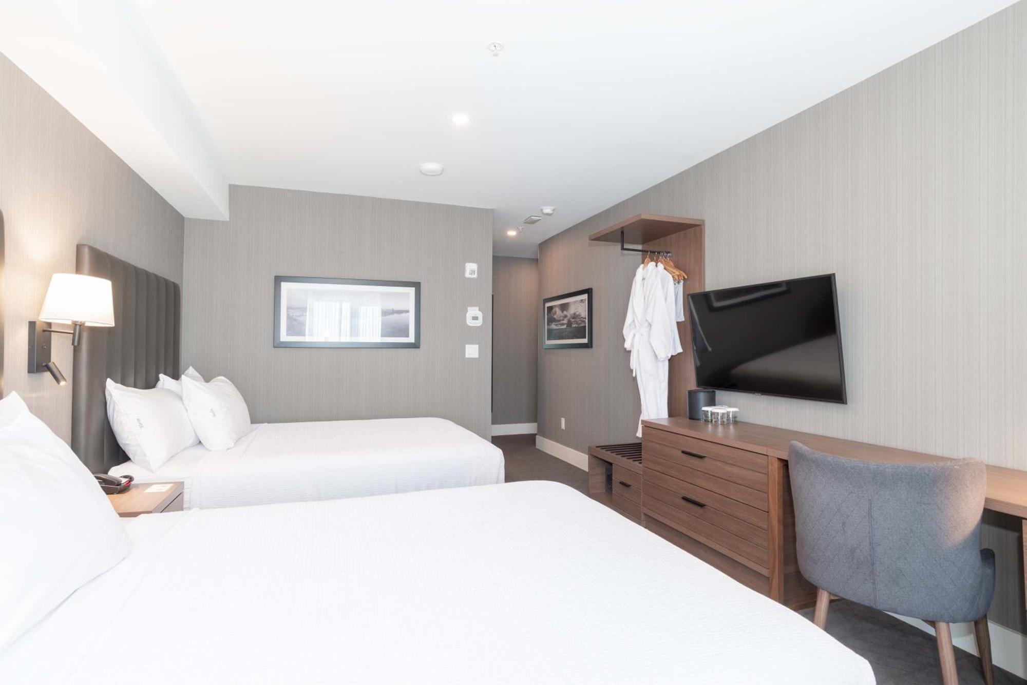 Sandman Signature Saskatoon South Hotel מראה חיצוני תמונה