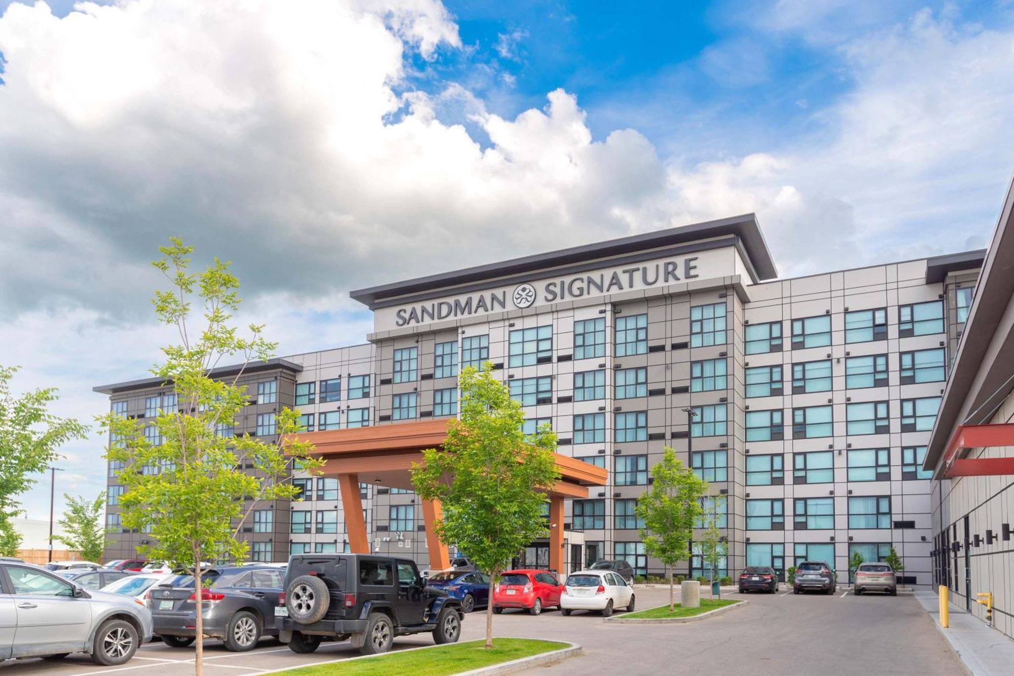 Sandman Signature Saskatoon South Hotel מראה חיצוני תמונה